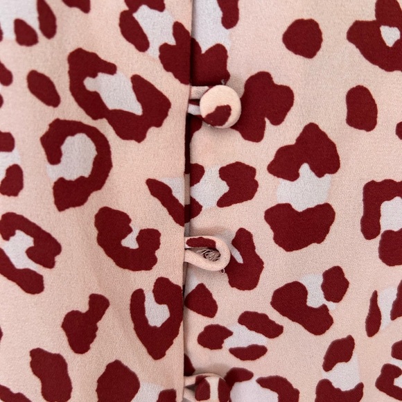 Pink Short Sleeve Blouse with Relaxed Fit - Picture 3 of 6